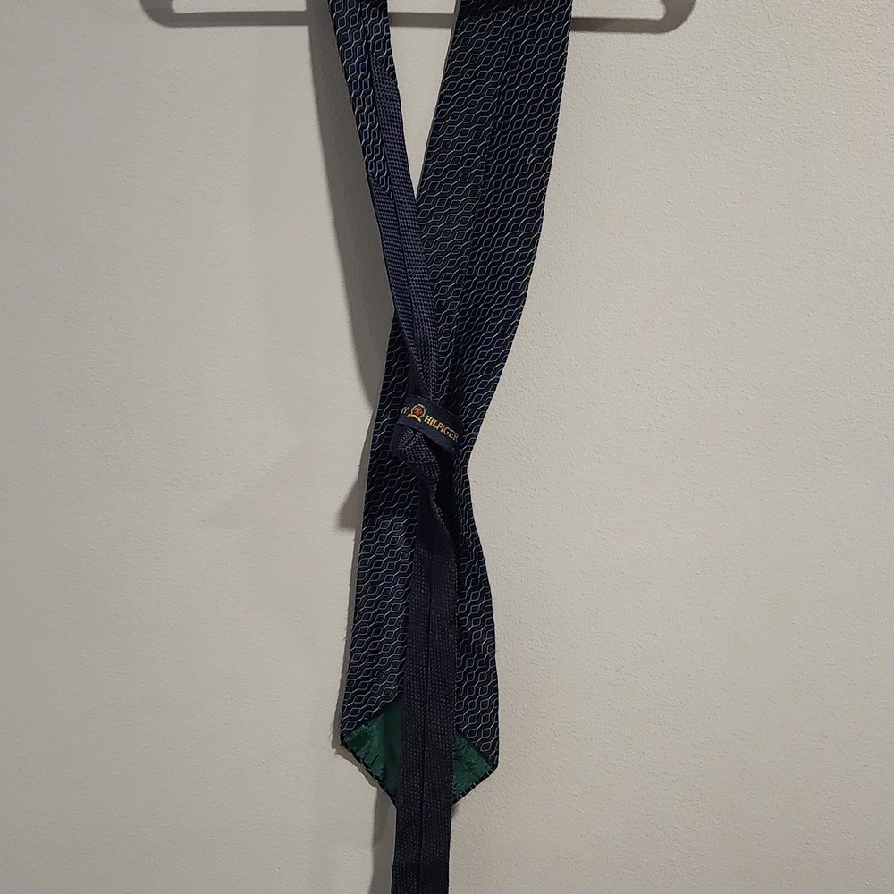 Tommy Hilfiger Blue and Green Patterned 100% Silk Tie